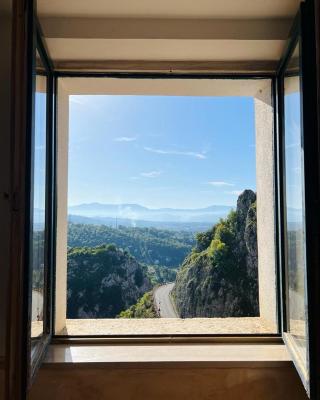 Casetta nel Borgo Pianello con vista panoramica