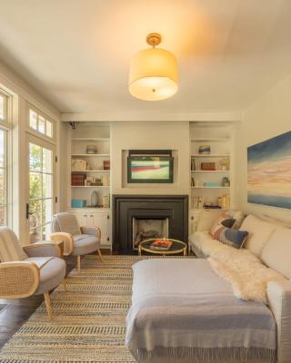 The Walton House - historic 3bd 2 5ba with parking