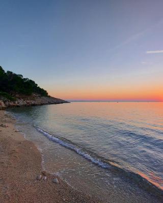 The best location in Makarska,free P, option bikes
