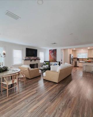 Beautiful Main House in West Palm Beach