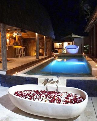 Private 2 Pools, 4 Bedrooms 4 Bathrooms Villa Seminyak