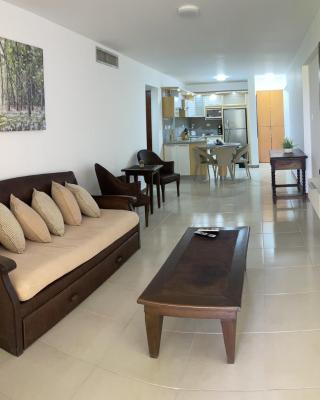 ¡Hermoso Apartamento en Loma Real!