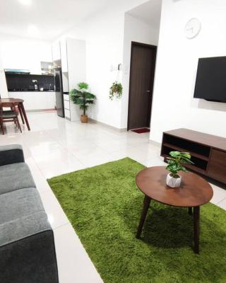 Cikgukay Desaru Homestay Apartment With Pool View WiFi & Netflix