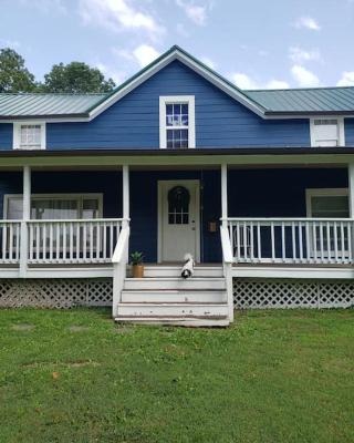 Red River Gorge Farmhouse 50 Acres