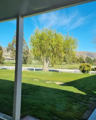 Home Away from Home - Waitaki Lakes Apartment A5