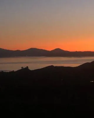 Whakaipo Bay Cabin Retreat Taupo