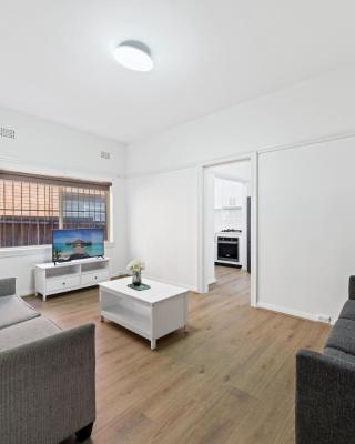 Burwood New 2 Bedroom 2 Bath Apt Free Parking