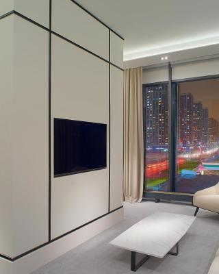 NEOS HOTEL