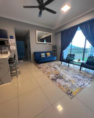 Casahome by Irdina Meru- 8pax -10pax