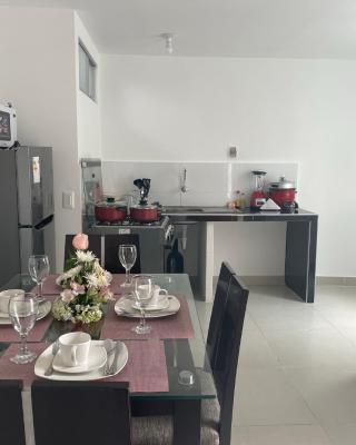 Exclusivo Apartamento en el Centro Histórico Trujillo - 3er Piso