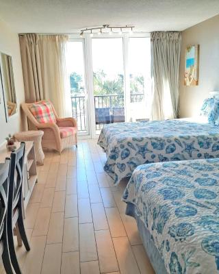 Lovely Sandestin Resort Studio with Balcony and Sunset View