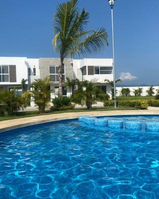 Hermosa casa en Acapulco con club de Playa.