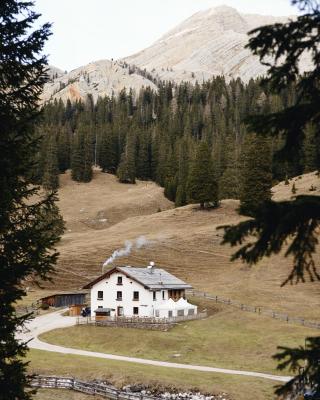 Rifugio Malga Ra Stua