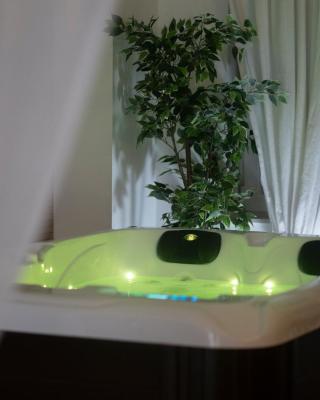 Spa Palawan privé avec jacuzzi et sauna Liège