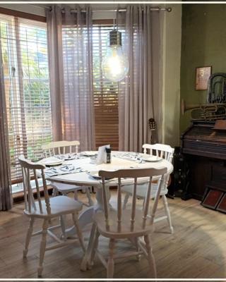 Soos Bed & Breakfast