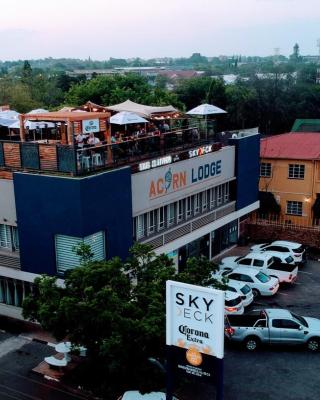 Acorn Lodge & SKYDECK