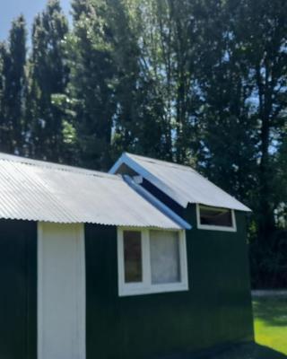 Tiny Green House