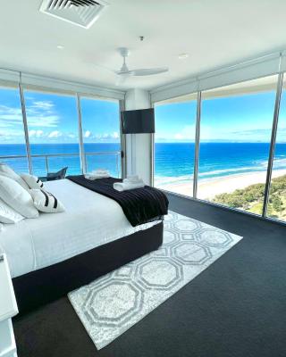 Air on Broadbeach Beachfront 2Level stunning apartment with 180 degree views