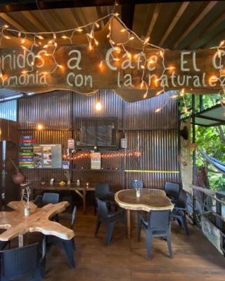Hostal Café El Cedro