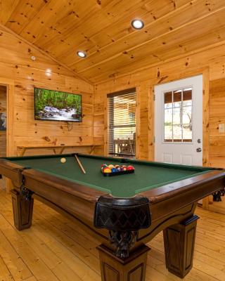 Mountain Haven with 2 HotTubs, Thtr &Game Rm, Summer Special,1mi to the Parkway! - Ideal for Family Reunions or Group Getaways! Home away from home