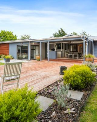 Regent Retreat - Martinborough Holiday Home