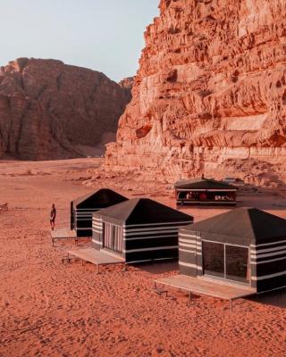 Bedouin friend camp