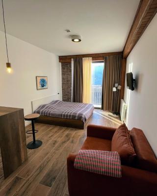 New Gudauri, Alpic, Gudauri