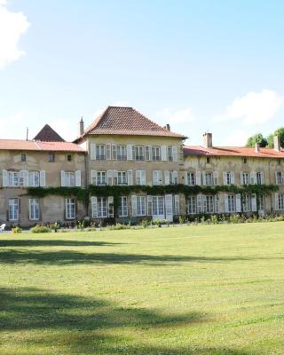 阿特维勒城堡酒店