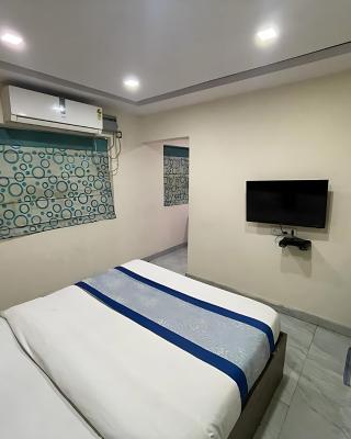 Hotel Baba - near Charbagh Railway Station