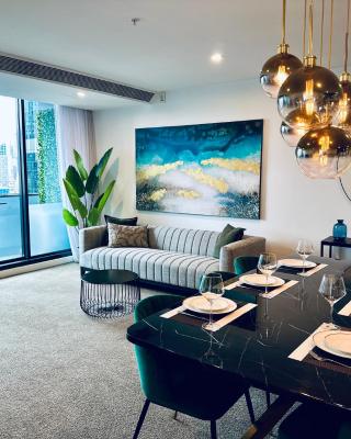 Stylish Southbank apartment Plus Free Parking for 2 Cars