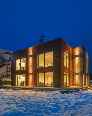 Bluebird Apartments by The Hakuba Collection