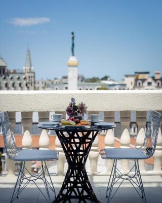 Hotel Monarch