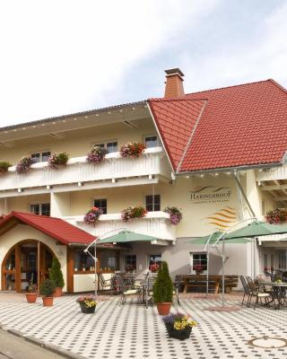 Landhotel Haringerhof mit Saunawelt und Naturbadeteich