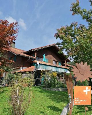 Alpenstyle Ferienwohnung mit Südbalkon in Geisteier's Hüs