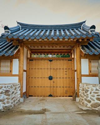 Hanok Stay - JukRokJungSa