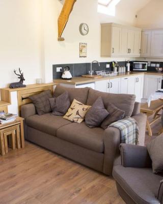 Fuesli Lodge - Boutique Cottage at Harrys Cottages