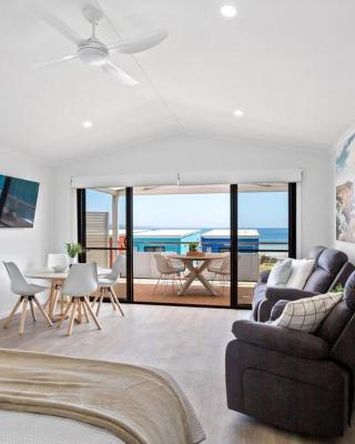 Port Lincoln Beachfront Apartment 7