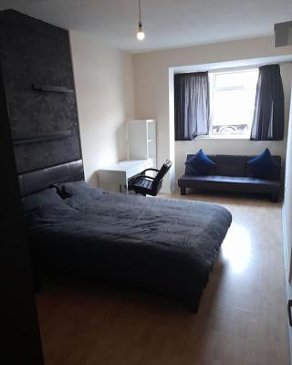 Apartment in Boxmoor Hemel hempstead Hertfordshire near Harry Potter