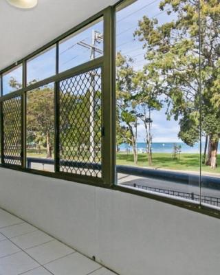 Views, Pool, Air Conditioning - Karoonda Sands Welsby Pde, Bongaree