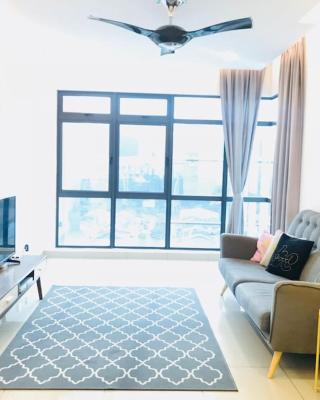 Selayang 18 Residences (100mbps Wifi & Netflix)