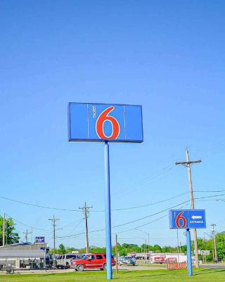 Motel 6-Atoka, OK