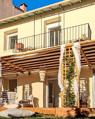 Villa Palmire, large terrace with jacuzzi available