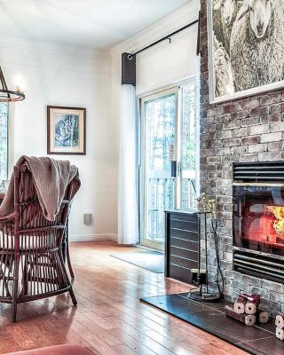 Le Champetre Tremblant 2bdrs Condo W Fireplace