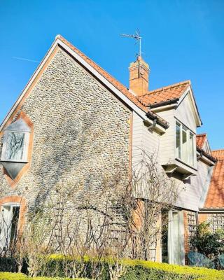 NEW! Blakeney. Harbour View