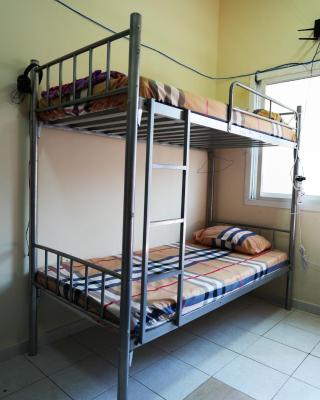 Topstay Boys Hostel & Furnished Holiday Home