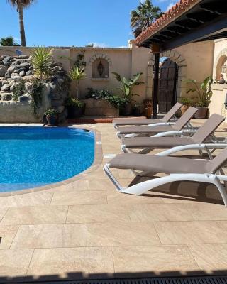 Casa Paraiso Villa Tenerife, stunning family bungalow with totally secluded pool area, wheelchair friendly