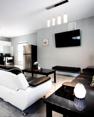 The Prospect Point Penthouse- Yard & Parking, Minutes From Falls & Casino by Niagara Hospitality