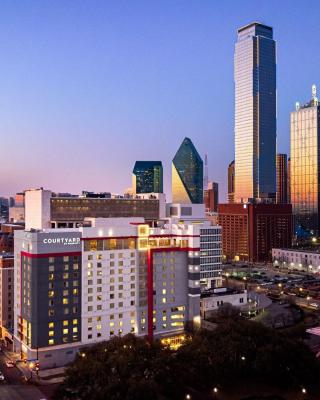 Courtyard by Marriott Dallas Downtown/Reunion District