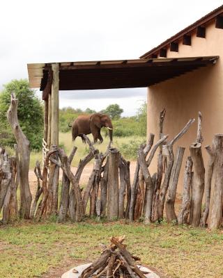 iMbamuweti Cottage