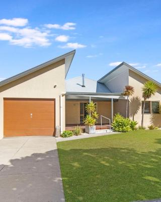 Swell Times Holiday Home Busselton